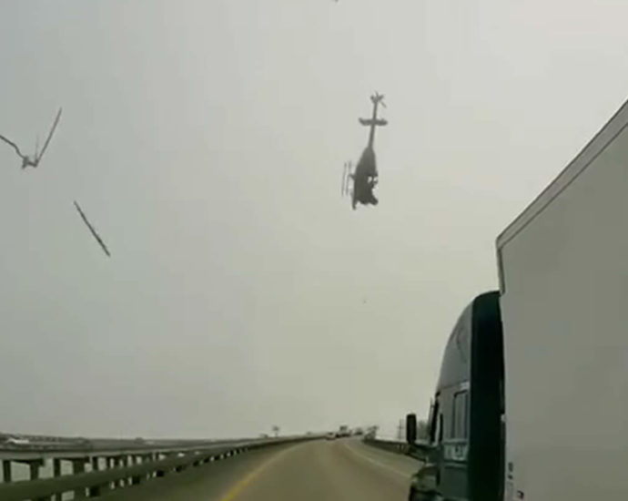 Крушение вертолета видео